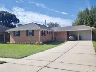 Foreclosed Home - 4512 PAGE DR, 70003