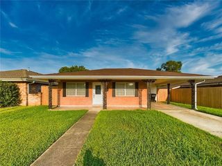 Foreclosed Home - 2221 CHARLES DR, 70043