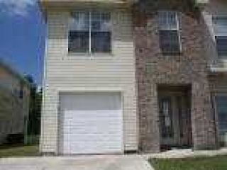 Foreclosed Home - 70B CARRIAGE LN, 70047