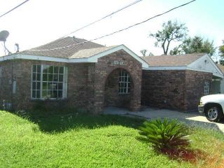 Foreclosed Home - 3040 CLAIRE AVE, 70053