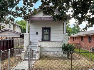 Foreclosed Home - 322 MONROE ST, 70053