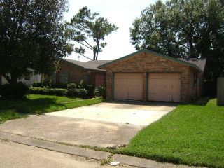 Foreclosed Home - 324 WOODMEADE CT, 70056