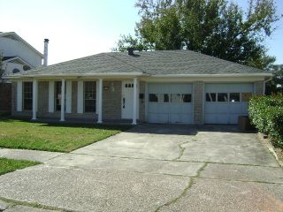Foreclosed Home - 114 SAINT JAMES DR, 70056