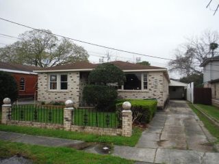 Foreclosed Home - 815 Pailet St, 70058