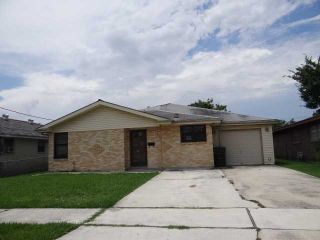 Foreclosed Home - 1605 FAIRWAY DR, 70062