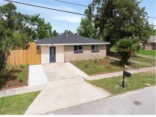 Foreclosed Home - 1027 LESAN DR, 70062