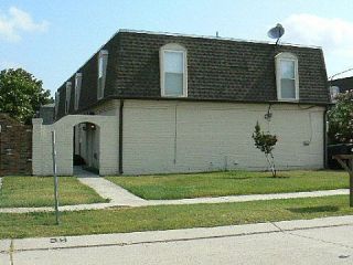Foreclosed Home - 1752 NEWPORT PL, 70065