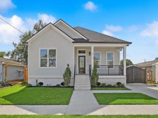 Foreclosed Home - 3713 CALIFORNIA AVE, 70065
