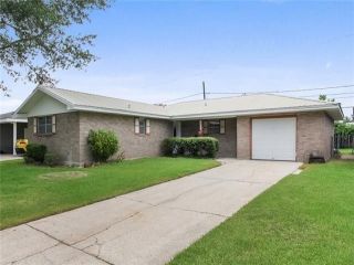 Foreclosed Home - 522 OAK ALLEE DR, 70068