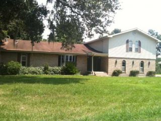 Foreclosed Home - 405 RIVER OAKS DR, 70070