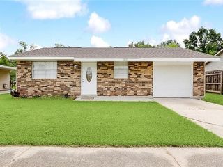 Foreclosed Home - 1143 LULING ESTATES DR, 70070