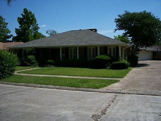Foreclosed Home - 4037 LE MANS DR, 70072