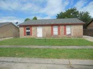 Foreclosed Home - 2032 LUTHER DR, 70072