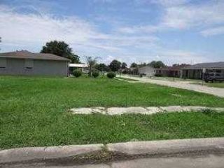 Foreclosed Home - 2096 WATERS DR, 70072