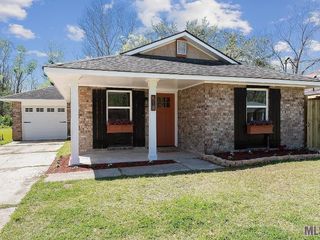 Foreclosed Home - 281 HOMEWOOD PL, 70084