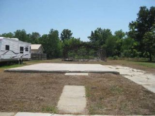 Foreclosed Home - 2617 RIVERBEND DR, 70092