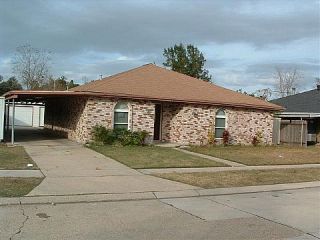 Foreclosed Home - 2612 RIVERBEND DR, 70092