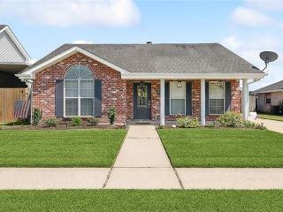 Foreclosed Home - 2717 MEADOW DR, 70092