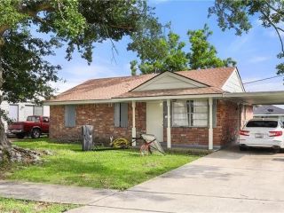 Foreclosed Home - 169 MADERIA DR, 70094