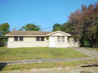 Foreclosed Home - 1457 LAURADALE DR, 70114