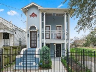 Foreclosed Home - 2108 LOUISIANA AVE, 70115