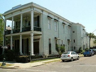 Foreclosed Home - 1260 ESPLANADE AVE, 70116