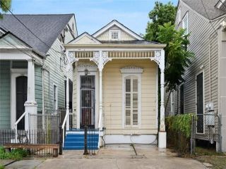 Foreclosed Home - 1433 N ROMAN ST, 70116