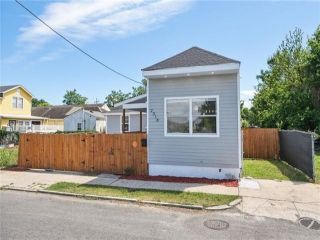 Foreclosed Home - 2318 N ROMAN ST, 70117