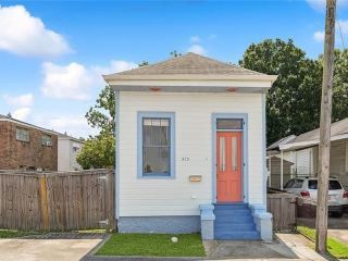 Foreclosed Home - 515 ALABO ST, 70117