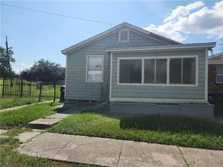 Foreclosed Home - 2306 PIETY ST, 70117