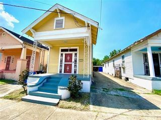 Foreclosed Home - 1622 LOUISA ST, 70117