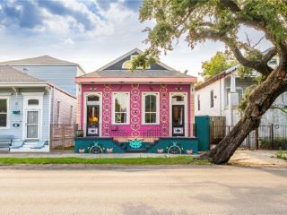 Foreclosed Home - 1306 ELYSIAN FIELDS AVE, 70117