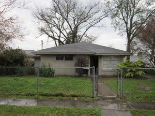 Foreclosed Home - 4204 KAREN AVE, 70121