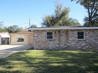 Foreclosed Home - 613 ASHLAWN DR, 70123