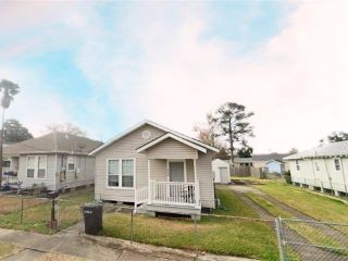 Foreclosed Home - 440 OAK AVE, 70123