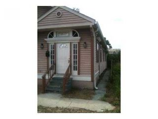 Foreclosed Home - 2607 S DORGENOIS ST, 70125