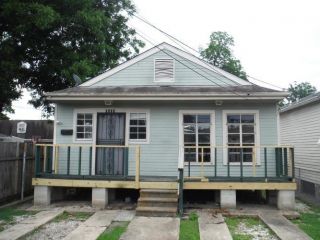 Foreclosed Home - 3321 Short St, 70125