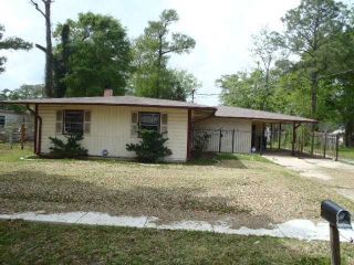 Foreclosed Home - 4546 MARK TWAIN DR, 70126