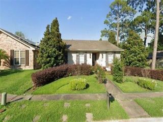Foreclosed Home - 7701 DOGWOOD DR, 70126
