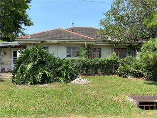 Foreclosed Home - 4400 MAJESTIC OAKS DR, 70126