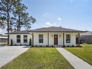 Foreclosed Home - 4843 HAUCK DR, 70127