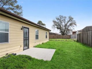 Foreclosed Home - 4910 EUNICE ST, 70127