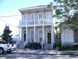 Foreclosed Home - 1416 CARONDELET ST APT D, 70130