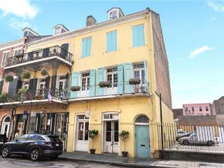 Foreclosed Home - 530 CHARTRES ST, 70130