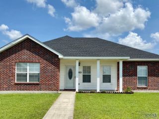 Foreclosed Home - 132 CANE BREAK DR, 70301
