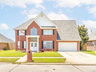 Foreclosed Home - 213 WOODWIND DR, 70360
