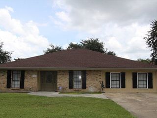 Foreclosed Home - 208 CHANTILLY DR, 70360