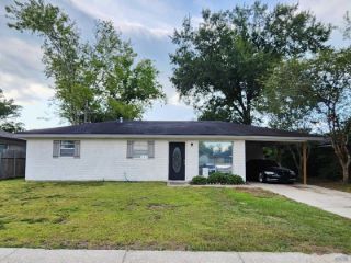 Foreclosed Home - 323 PAULETTE ST, 70364