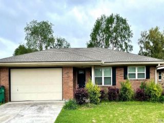 Foreclosed Home - 1820 ELK ST, 70380