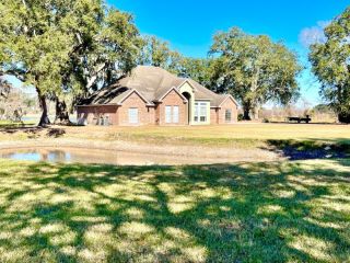 Foreclosed Home - 3460 HIGHWAY 182 W, 70392